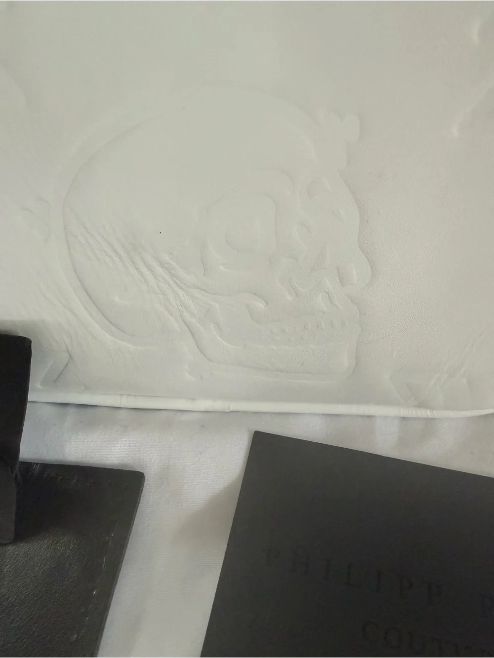 Philipp Plein White Leather Embossed Skull Wristlet NWT Crystal Strap